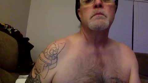 armyguy5311 online show from 06/05/26, 06:52