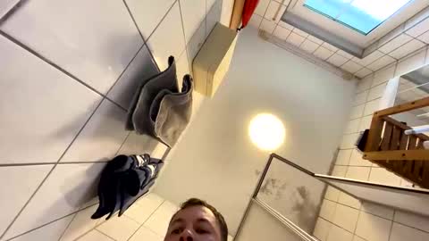 armyskater32 online show from 09/25/25, 12:31