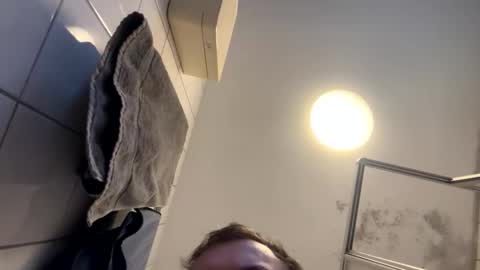 armyskater32 online show from 12/15/25, 01:26