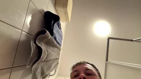 armyskater32 online show from 04/17/26, 10:40