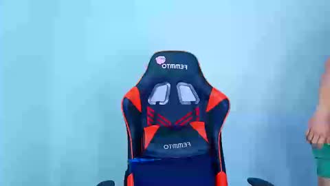 arnold black online show from 09/09/25, 01:32