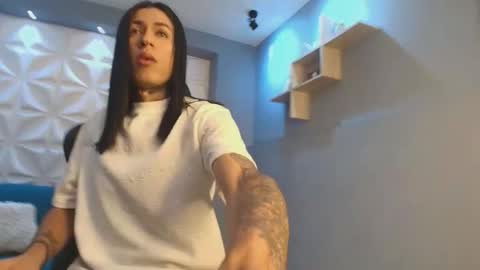 Arohom Lester online show from 10/20/25, 11:10