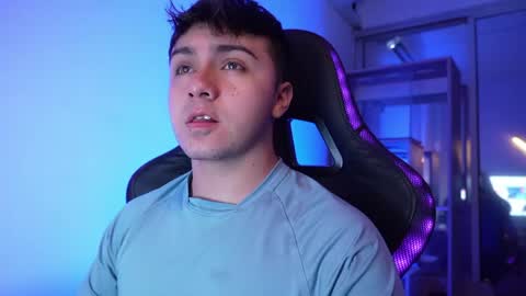 aron__cooper online show from 04/13/26, 02:28