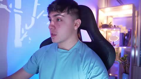 aron__cooper online show from 05/14/26, 02:18
