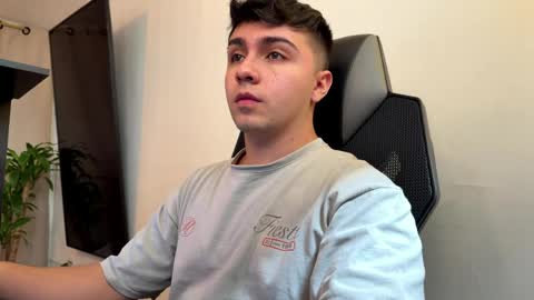 aron__cooper online show from 05/22/26, 02:22