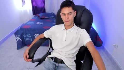 Aaron online show from 10/06/25, 07:55