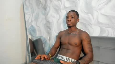 A R O N online show from 04/01/26, 01:41