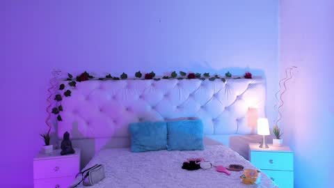 Aron cruz  online show from 02/05/25, 02:16