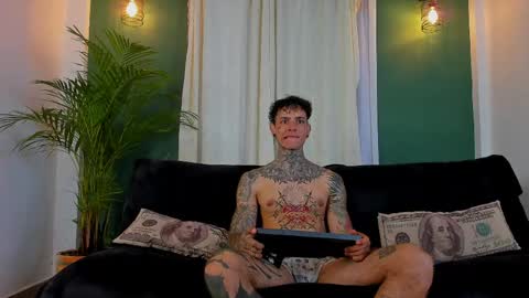 Snapshot of aron_ford chatting on 05/28/26, 10:29 Aron ford online show from 05/28/26, 10:29
