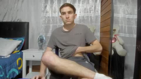 Snapshot of arongfranco chatting on 03/11/25, 03:05 Aron G Franco online show from 03/11/25, 03:05