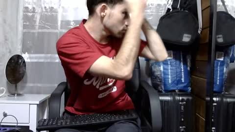 Snapshot of arongfranco chatting on 10/06/25, 03:04 Aron G Franco online show from 10/06/25, 03:04