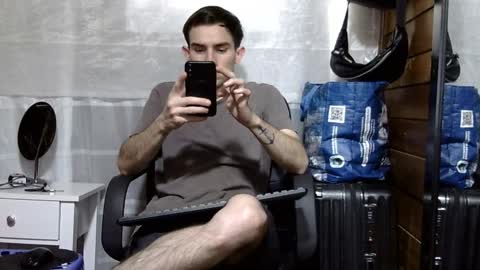 Snapshot of arongfranco chatting on 12/03/25, 08:18 Aron G Franco online show from 12/03/25, 08:18