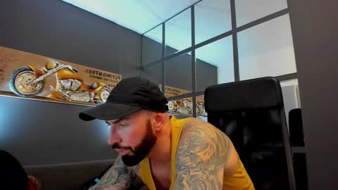 Snapshot of arongrant chatting on 01/16/25, 12:09 AronGrant online show from 01/16/25, 12:09