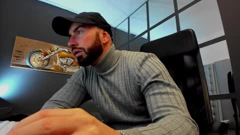 Snapshot of arongrant chatting on 02/25/25, 08:47 AronGrant online show from 02/25/25, 08:47