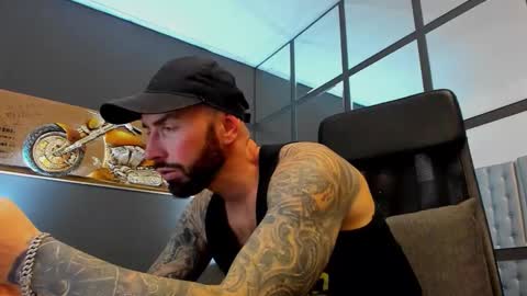 AronGrant online show from 12/22/25, 09:50