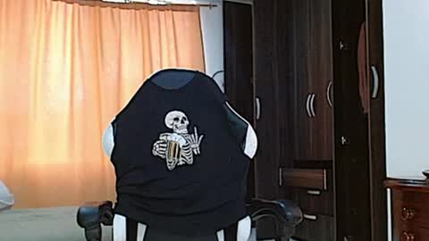 aronmiller online show from 03/09/25, 08:42