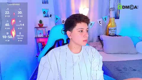 Snapshot of arontroy_wi chatting on 09/26/25, 11:09 noah and ivy online show from 09/26/25, 11:09