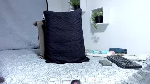 Snapshot of aronxx_ chatting on 02/10/25, 12:08 BLACK FRIDAY 55 OFF ON MY ONLYFANS. online show from 02/10/25, 12:08