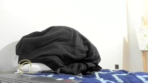 Snapshot of aronxx_ chatting on 09/20/25, 11:11 BLACK FRIDAY 55 OFF ON MY ONLYFANS. online show from 09/20/25, 11:11