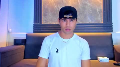 Aroon   online show from 01/05/26, 08:12