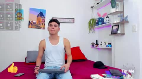 Snapshot of aroon_sexx21 chatting on 07/04/26, 03:24 Aroon online show from 07/04/26, 03:24