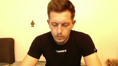 arromwilliam90 online show from 02/14/25, 01:18