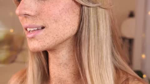 Snapshot of artease chatting on 12/20/24, 10:16 Arti Next Streams - online show from 12/20/24, 10:16