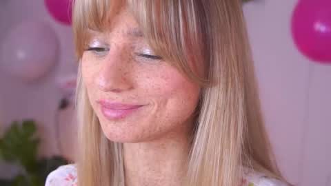 Snapshot of artease chatting on 10/11/25, 07:40 Arti Next Streams - online show from 10/11/25, 07:40