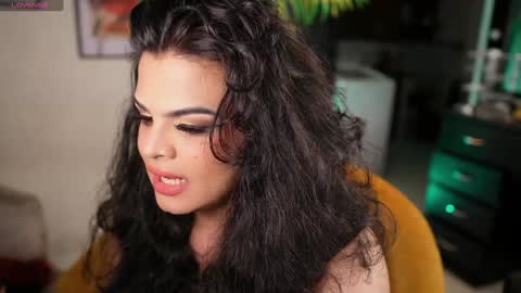 Snapshot of artechloe chatting on 12/07/24, 02:53 Chloe online show from 12/07/24, 02:53