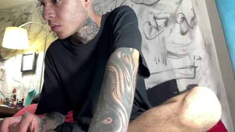 Snapshot of arteemiis chatting on 12/22/24, 02:17 online show from 12/22/24, 02:17