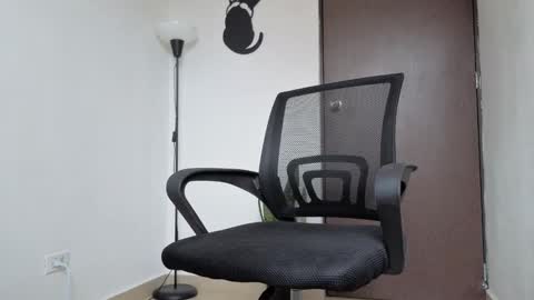   online show from 03/11/26, 09:26