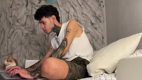   online show from 05/09/26, 01:44