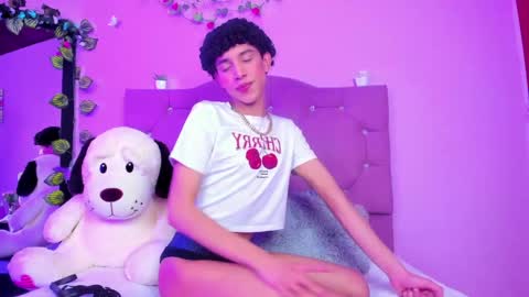 Artemis online show from 04/14/26, 08:04