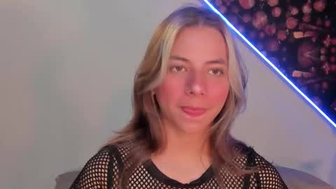 Snapshot of artemisablake chatting on 02/28/25, 04:53 artemisablake online show from 02/28/25, 04:53