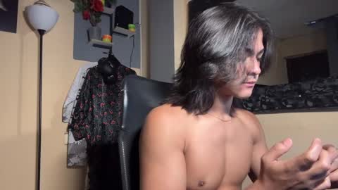 I AM HERE online show from 09/29/25, 01:55