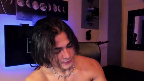 Snapshot of arthur_hunter chatting on 06/05/26, 01:12 I AM HERE online show from 06/05/26, 01:12