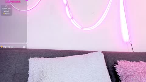 MIA OF artmiajoy online show from 01/09/25, 05:11