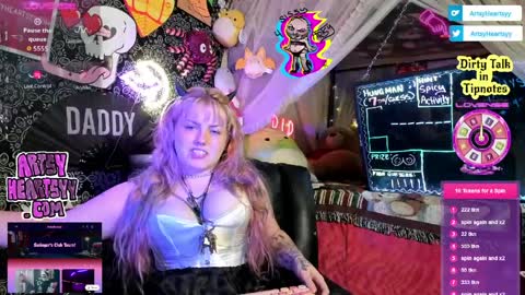 ArtsyHeartsyy online show from 04/04/26, 01:04