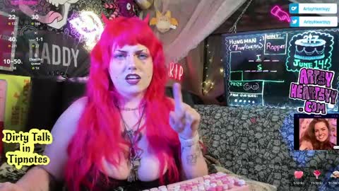 ArtsyHeartsyy online show from 05/19/26, 12:49