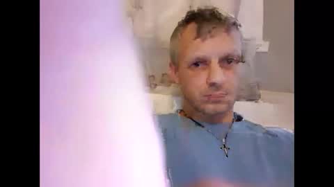 Snapshot of arturporshe69 chatting on 11/25/25, 04:18 arturporshe69 online show from 11/25/25, 04:18