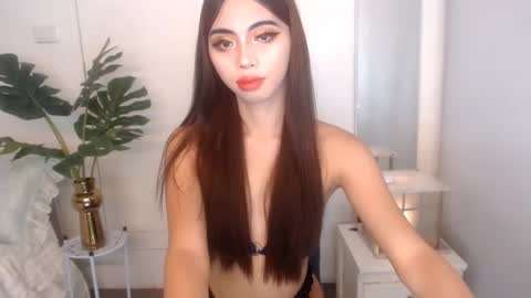 Snapshot of ary_99x chatting on 02/15/26, 06:15 Ariella online show from 02/15/26, 06:15