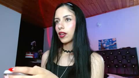   Independent Model online show from 02/19/25, 01:18