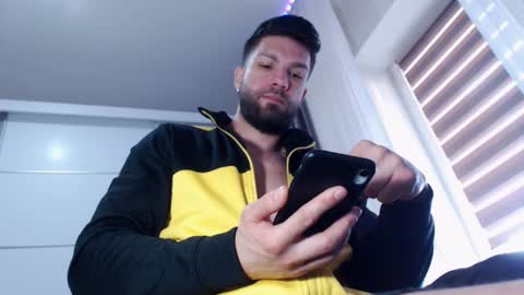 AryanAian1 online show from 01/23/25, 10:22