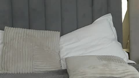 AryaTessa online show from 02/21/25, 11:44