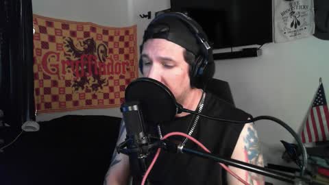 devilPup75 online show from 10/16/25, 01:56