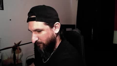 Snapshot of asanator101 chatting on 05/04/26, 06:04 devilPup75 online show from 05/04/26, 06:04