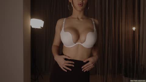 Call me Ann online show from 01/22/25, 07:34