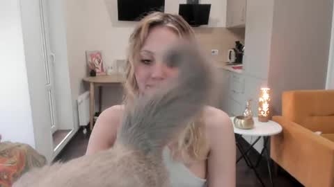 Ashley but u can call me Ash  im living with neighbor we just friends pls dont ask we not couple online show from 04/05/26, 05:04