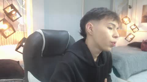 Snapshot of ash_kai chatting on 07/26/26, 07:43 ash_kai online show from 07/26/26, 07:43