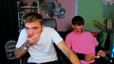 Snapshot of ash_raven_ chatting on 10/09/25, 07:45 ash_raven_ online show from 10/09/25, 07:45